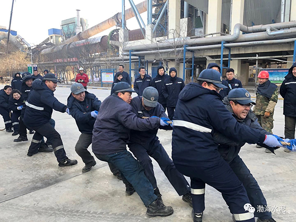 公司舉辦“愛我中華，慶祝新中國(guó)70周年”職工拔河、趣味運(yùn)動(dòng)聯(lián)誼賽——剪影
